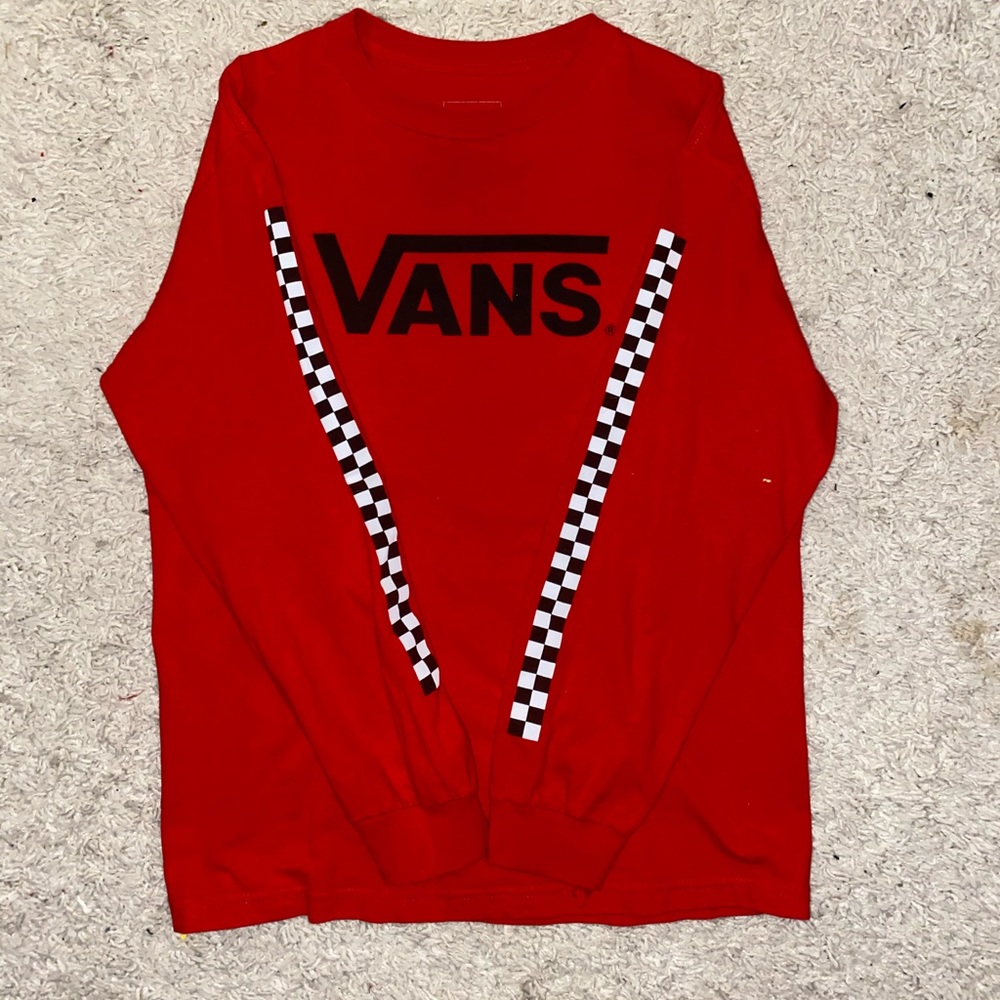VAN LONG SLEEVE TOP